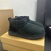 Comfortable Mini Boots with Fur Lining green