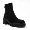 Comfortable Suede Chelsea Boots black