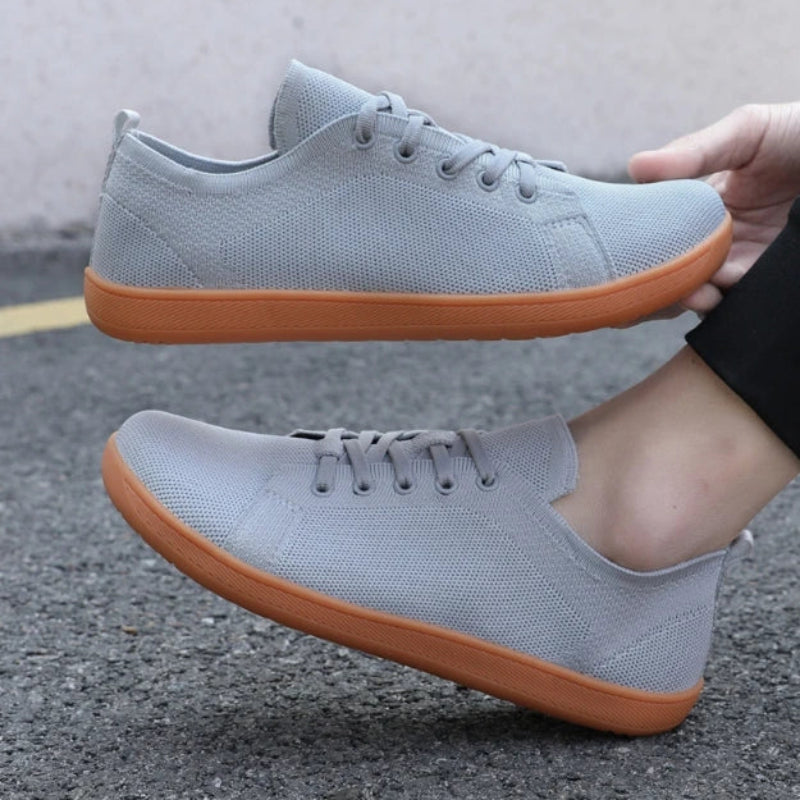  Comfortable Trainers for Wide Feet light grey1