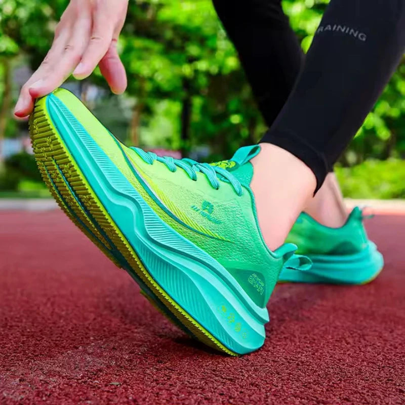 Lightweight Athletic Running Trainers green1