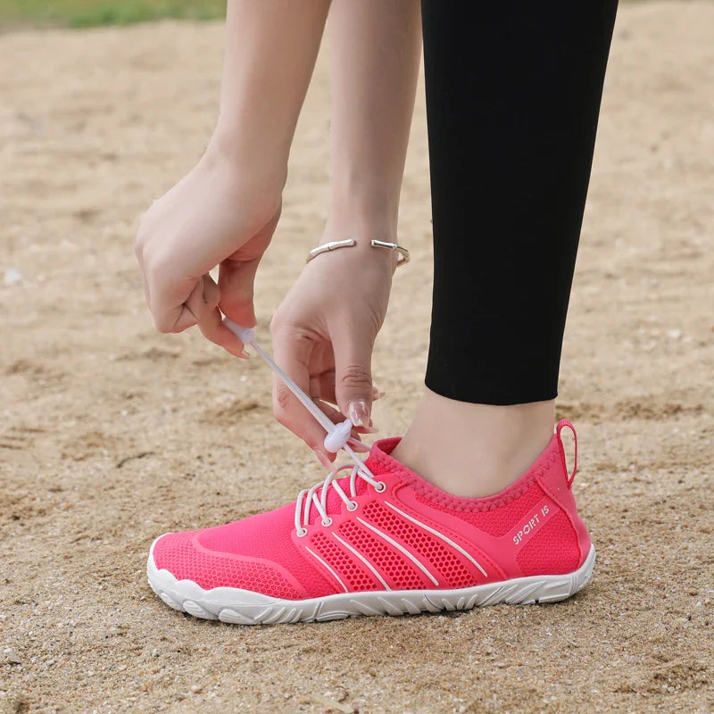 Lightweight Barefoot Water Sneakers pink1