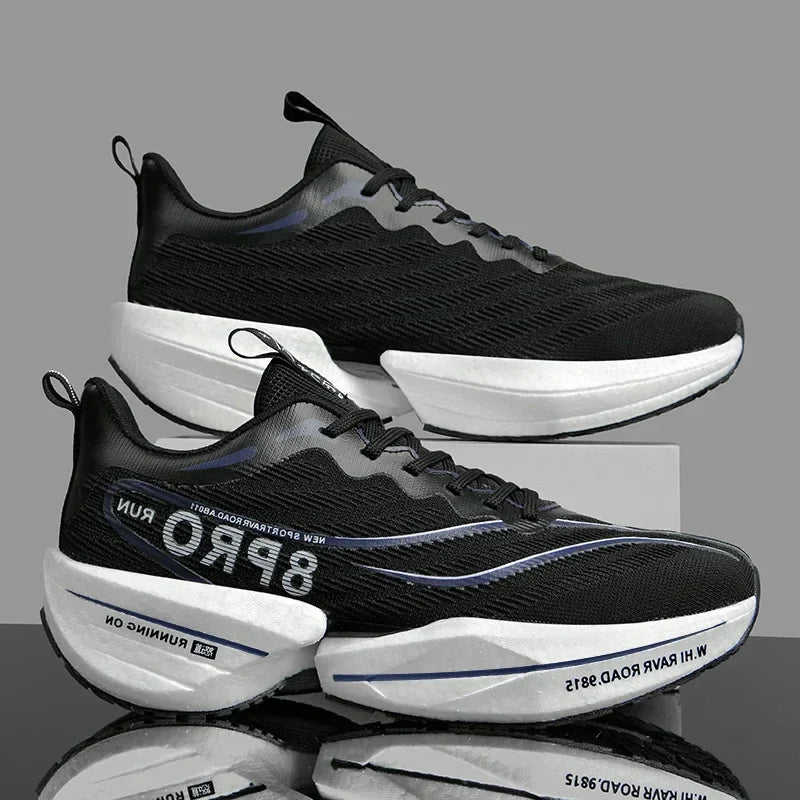 Lightweight & Comfortable Running trainers black