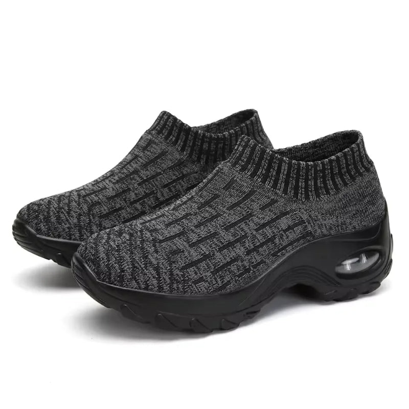 Slip-On & Breathable Knit Trainers black