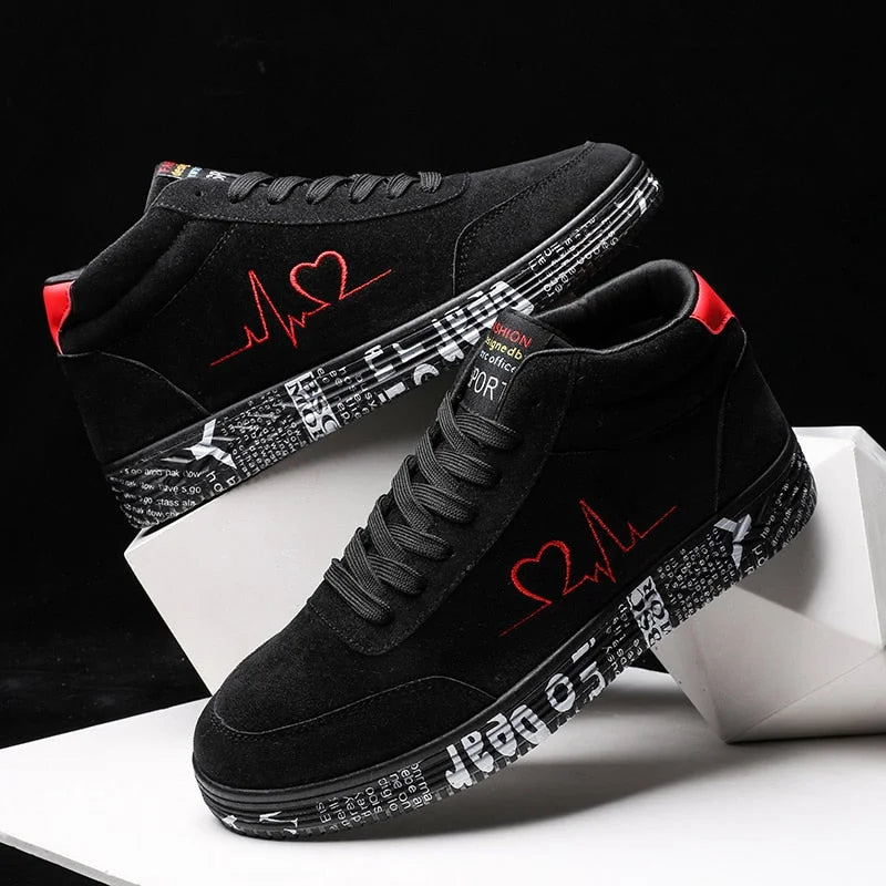Trendy & Comfortable Sneakers – Unisex black and red1