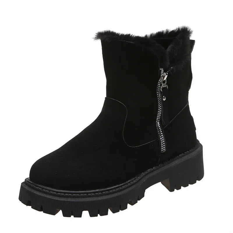 Warm Winter Boots in Suedette black