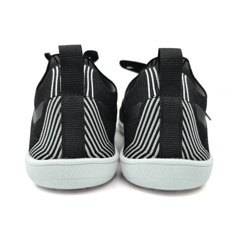 Wide & Flexible Barefoot Trainers black2
