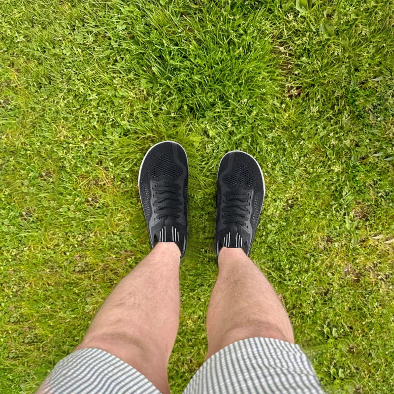 Wide & Flexible Barefoot Trainers black5