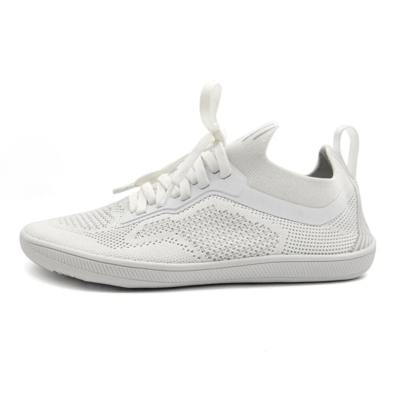 Wide & Flexible Barefoot Trainers white