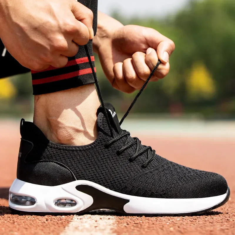 resistant-breathable-safety-sneakers black&white1